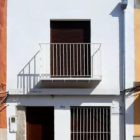 Casa Rural Cal Saboner * Les Coves de Vinroma